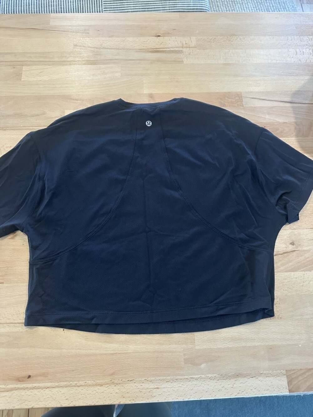 Lululemon Black T-shirt